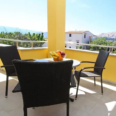 Brnic 3* Baska (Krk)